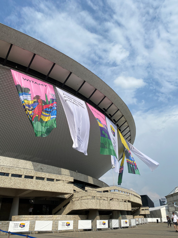 Photo of a circular building in Katowice, Poland.